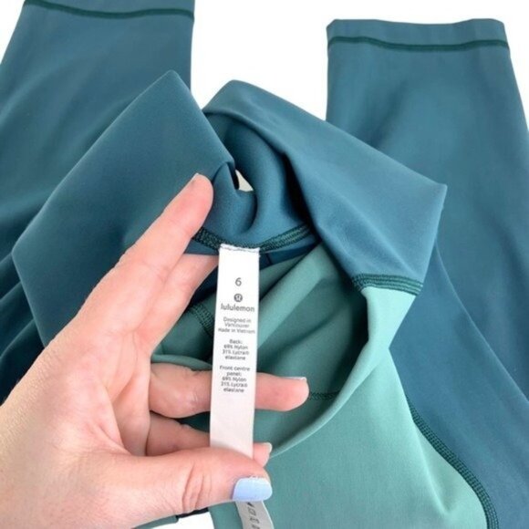 Lululemon Wunder Under Crop HR Curve Green Leggings - Picture 3 of 8